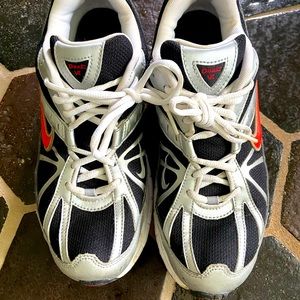 Nike Dart VI Running Shoes